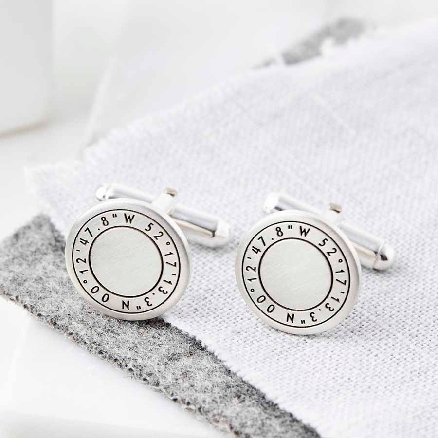 Solid Silver Engraved Pattern Cufflinks fronts